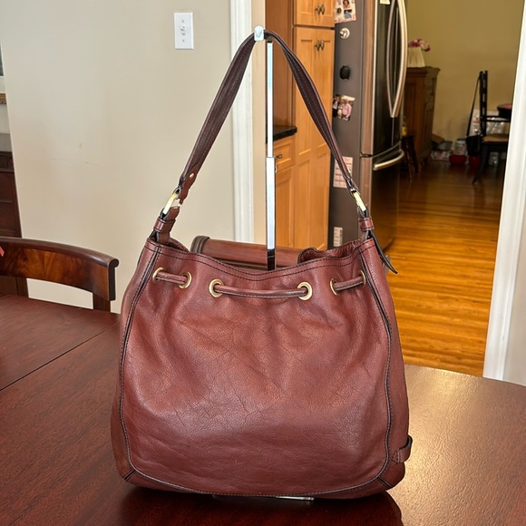 Cole Haan Leather Drawstring Shoulder Bag EUC - Picture 3 of 16